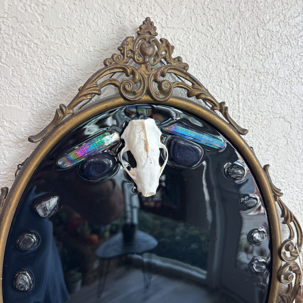 Scrying Mirror