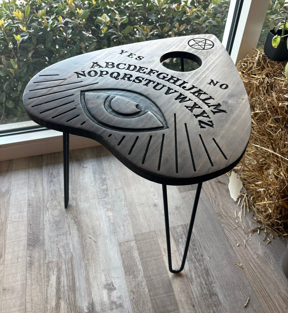 Ouija Planchet Table
