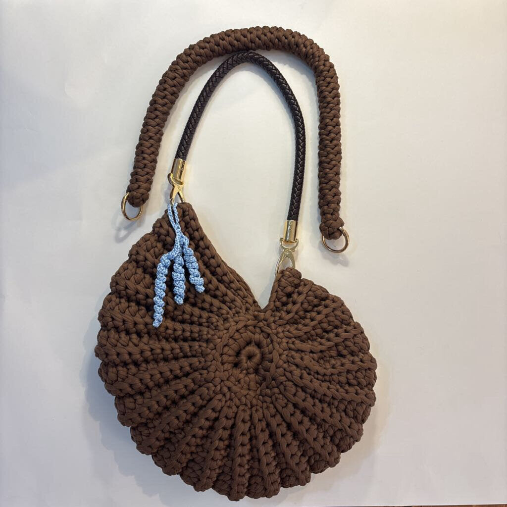 Handmade Seashell Crochet Bag- Ariel
