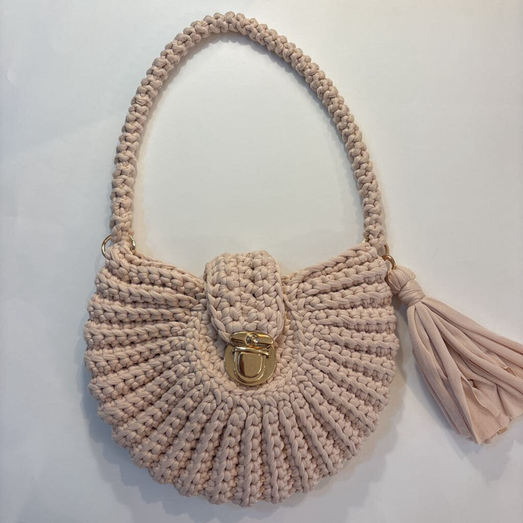 Handmade Shell Latch Crochet Bag