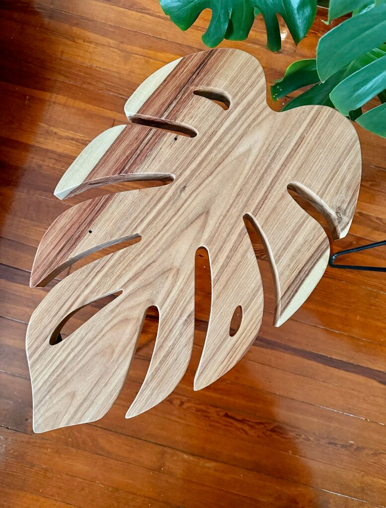 Monstera Leaf Table