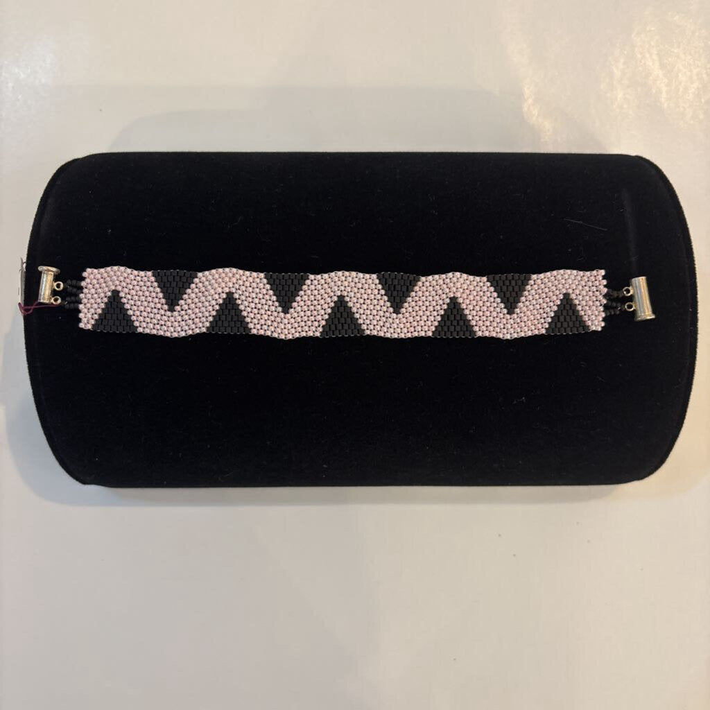 Hand Sewn Peyote Miyuki Zig Zag Bracelet
