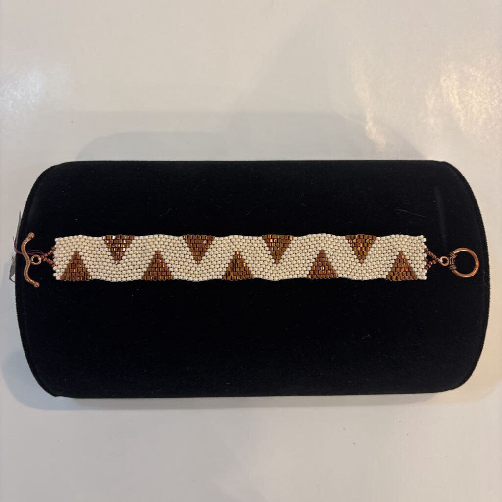 Hand Sewn Peyote Miyuki Zig Zag Bracelet