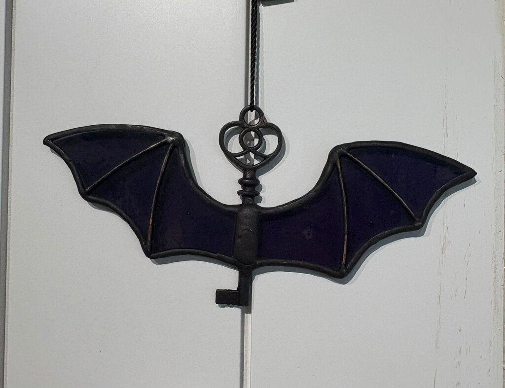 Stained Glass Art-Sm Key Bat