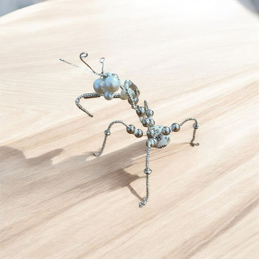 Handmade Beaded Praying Mantis